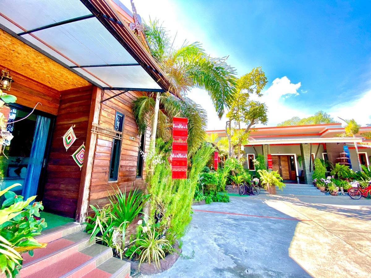 Khum Lanna Boutique Hotel Sisaket Exterior foto