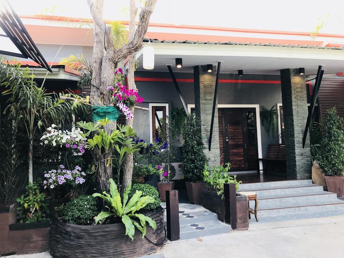 Khum Lanna Boutique Hotel Sisaket Exterior foto